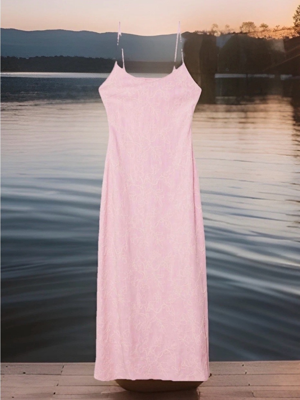 Stradivarius-Embroidered-Midi-Dress Pink/White Floral Women’s Sz S Preowned